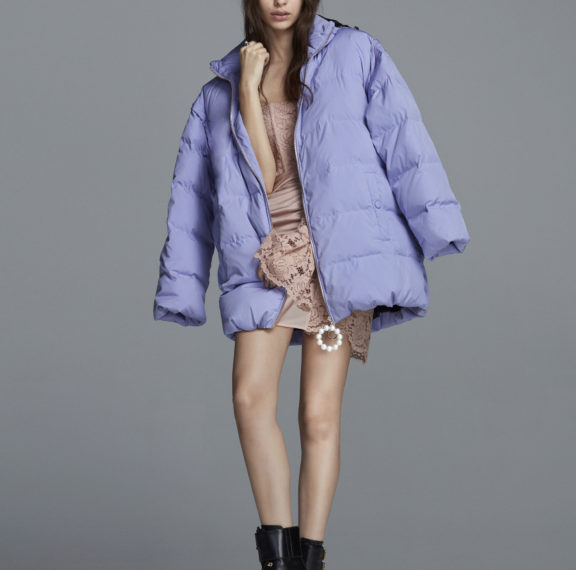 fall-winter-2017-18-street-στοιχεία-συνδυάζονται-με-couture-αναφ