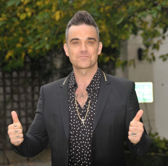 ο-robbie-williams-μιλά-πρώτη-φορά-για-τη-σπάνια-πάθη