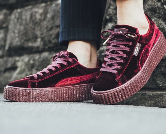 τα-βελούδινα-sneakers-είναι-must-6-υπέροχα-ζευγά