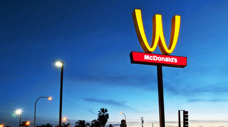 %ce%b3%ce%b9%ce%b1%cf%84%ce%af-%cf%84%ce%b1-mcdonalds-%ce%b1%ce%bd%ce%b1%cf%80%ce%bf%ce%b4%ce%bf%ce%b3%cf%8d%cf%81%ce%b9%cf%83%ce%b1%ce%bd-%cf%84%ce%bf-%ce%b4%ce%b9%ce%ac%cf%83%ce%b7%ce%bc0