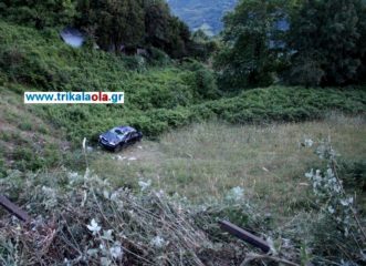 αυτοκίνητο-έπεσε-σε-γκρεμό-στα-τρίκαλ