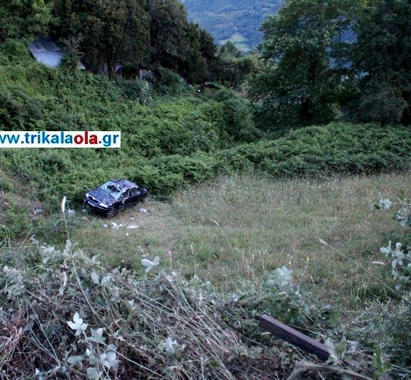 αυτοκίνητο-έπεσε-σε-γκρεμό-στα-τρίκαλ