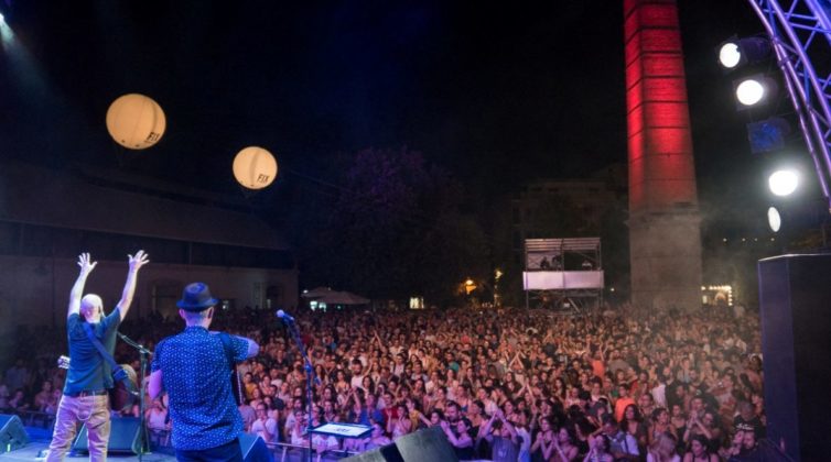 full-moon-party-%ce%bc%ce%b5-%cf%80%ce%bf%ce%bb%ce%bb%ce%ae-%ce%bc%ce%bf%cf%85%cf%83%ce%b9%ce%ba%ce%ae-%ce%ba%ce%b1%ce%b9-%ce%b5%ce%bb%ce%b5%cf%8d%ce%b8%ce%b5%cf%81%ce%b7-%ce%b5%ce%af%cf%83%ce%bf0