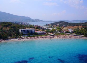 δυστυχώς-κολυμπάμε-σε-παραλίες-με-κολ