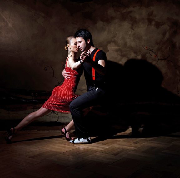 δωρεάν-μαθήματα-τάνγκο-swing-salsa-στο-κέντρο-π