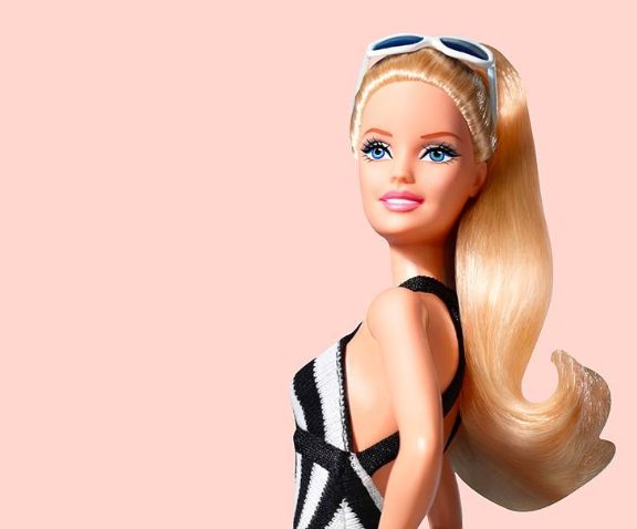 η-ιδανική-ομορφιά-της-barbie-δεν-υπάρχει-πια