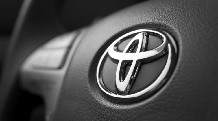 %ce%b1%ce%bd-%ce%bf%ce%b4%ce%b7%ce%b3%ce%b5%ce%af%cf%82-toyota-%cf%80%cf%81%ce%ad%cf%80%ce%b5%ce%b9-%ce%bf%cf%80%cf%89%cf%83%ce%b4%ce%ae%cf%80%ce%bf%cf%84%ce%b5-%ce%bd%ce%b1-%ce%b4%ce%b9%ce%b1%ce%b20