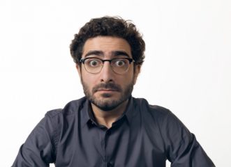 ο-λάμπρος-φισφής-επιστρέφει-με-το-stand-up-comedy-show
