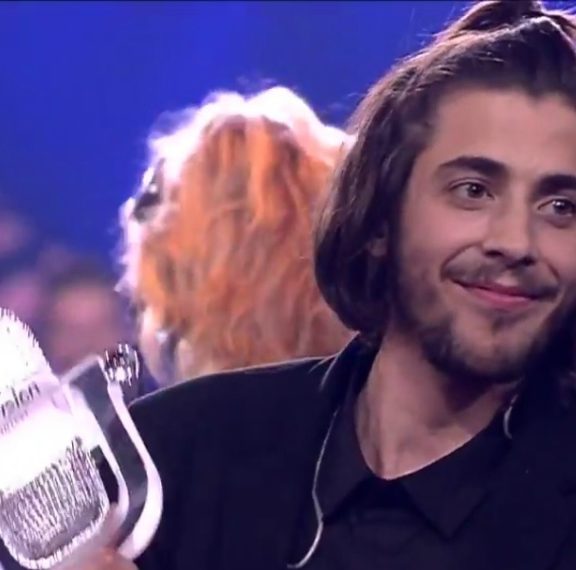 ο-θριαμβευτής-της-eurovision-2017-επέστρεψε-νικητή