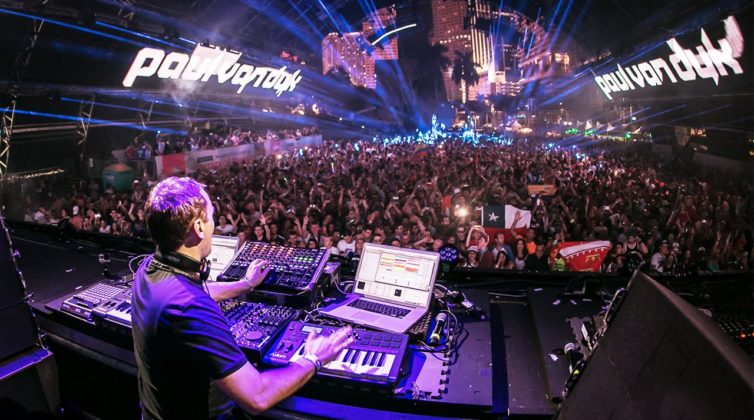 %ce%bf-%ce%ba%ce%bf%cf%81%cf%85%cf%86%ce%b1%ce%af%ce%bf%cf%82-dj-paul-van-dyk-%ce%ad%cf%81%cf%87%ce%b5%cf%84%ce%b1%ce%b9-%cf%83%cf%84%ce%b7%ce%bd-%ce%b1%ce%b8%ce%ae%ce%bd%ce%b1-%ce%b3%ce%b9%ce%b10