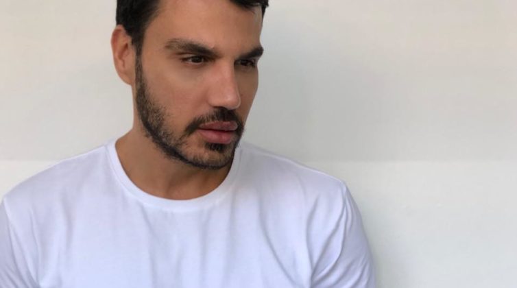%ce%b7-l-oreal-paris-%ce%b1%ce%bd%ce%b1%ce%ba%ce%bf%ce%b9%ce%bd%cf%8e%ce%bd%ce%b5%ce%b9-%ce%b1%cf%80%ce%bf%ce%ba%ce%bb%ce%b5%ce%b9%cf%83%cf%84%ce%b9%ce%ba%ce%ae-%cf%83%cf%85%ce%bd%ce%b5%cf%810