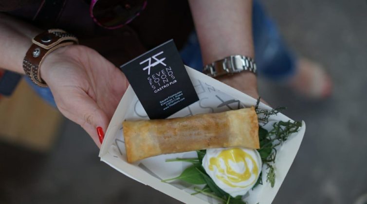 athens-street-food-festival-%ce%b4%ce%bf%ce%ba%ce%af%ce%bc%ce%b1%cf%83%ce%b5-%cf%80%ce%b9%ce%ac%cf%84%ce%b1-%ce%b1%cf%80%cf%8c-%cf%8c%ce%bb%ce%bf-%cf%84%ce%bf%ce%bd-%cf%80%ce%bb%ce%b1%ce%bd%ce%ae0