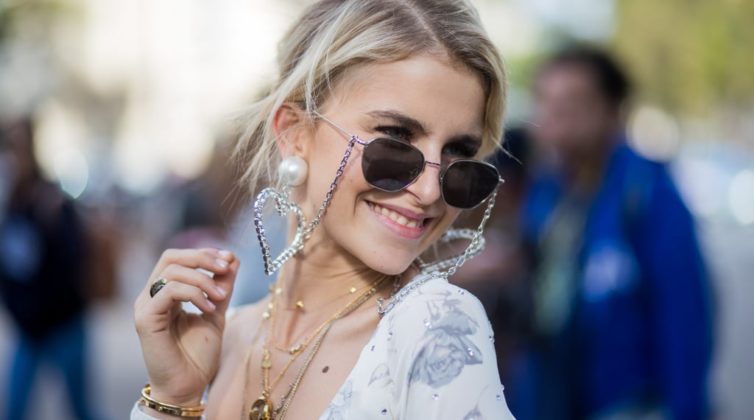 %ce%b1%ce%bd%ce%b1%ce%b2%ce%b1%ce%b8%ce%bc%ce%af%cf%83%cf%84%ce%b5-%cf%84%ce%bf-look-%cf%83%ce%b1%cf%82-%ce%bc%ce%b5-%cf%84%ce%b9%cf%82-5-%ce%bc%ce%b5%ce%b3%ce%b1%ce%bb%cf%8d%cf%84%ce%b5%cf%81%ce%b50