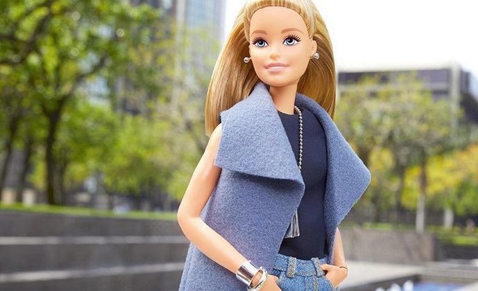 %ce%b3%ce%b9%ce%b1%cf%84%ce%af-%ce%b7-barbie-%ce%b3%ce%af%ce%bd%ce%b5%cf%84%ce%b1%ce%b9-%cf%84%ce%bf-%cf%80%cf%81%cf%8e%cf%84%ce%bf-%ce%bc%ce%b7-%ce%ad%ce%bc%ce%b2%ce%b9%ce%bf-%ce%bf%ce%bd-%cf%800