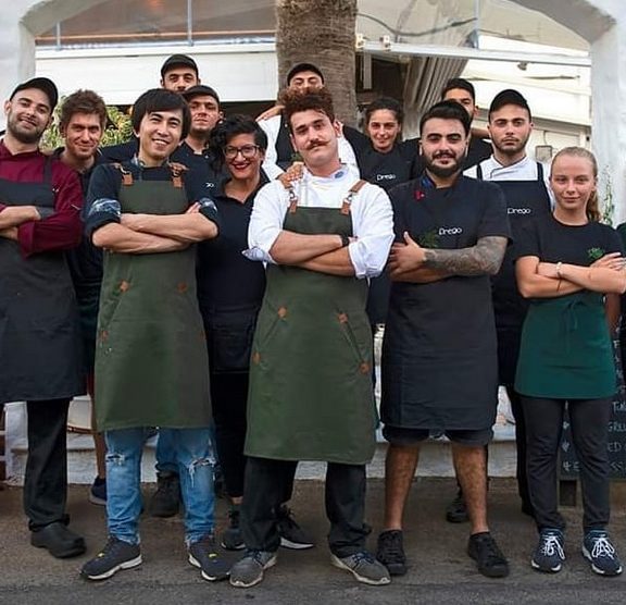 ο-παντελής-από-το-master-chef-προσέλαβε-τον-ζαχί