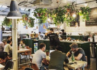 τα-facebook-cafe-είναι-γεγονός-με-δωρεάν-καφέ-και