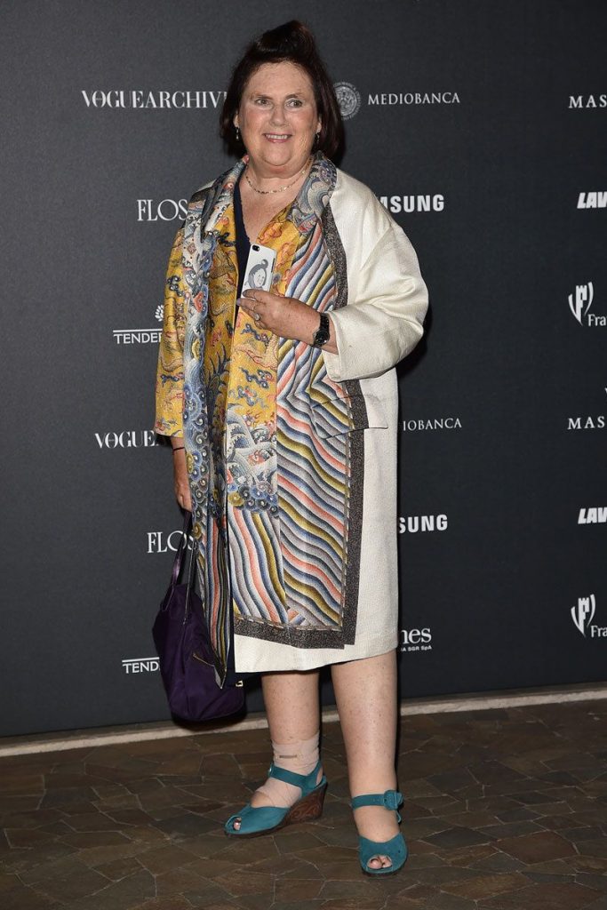 %ce%b7-fashion-editor-%cf%84%ce%b7%cf%82-%ce%b2%cf%81%ce%b5%cf%84%ce%b1%ce%bd%ce%b9%ce%ba%ce%ae%cf%82-vogue-%ce%b4%ce%b5%ce%bd-%ce%b5%ce%af%ce%bd%ce%b1%ce%b9-%ce%b1%ce%ba%cf%81%ce%b9%ce%b2%cf%8e%cf%822