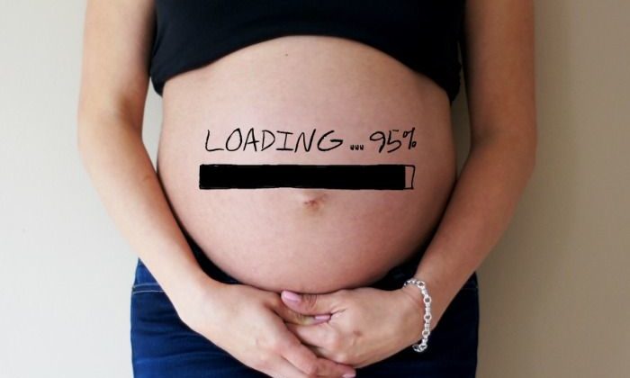 baby-boom-%cf%83%cf%84%ce%b7%ce%bd-%ce%b5%ce%bb%ce%bb%ce%b7%ce%bd%ce%b9%ce%ba%ce%ae-showbiz-%cf%84%cf%81%ce%b5%ce%b9%cf%82-%ce%b5%ce%b3%ce%ba%cf%85%ce%bc%ce%bf%cf%83%cf%8d%ce%bd%ce%b5%cf%820