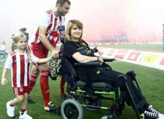 ο-βαγγέλης-μαρινάκης-καλύπτει-τα-έξοδ