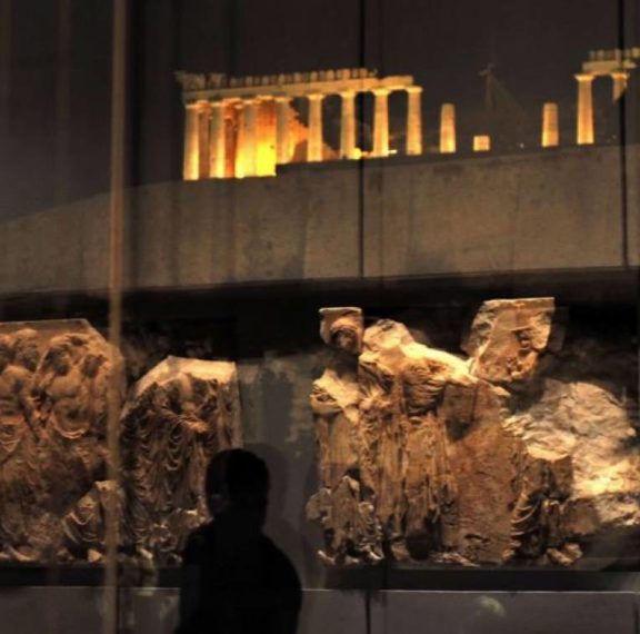 χριστούγεννα-στο-μουσείο-ακρόπολης