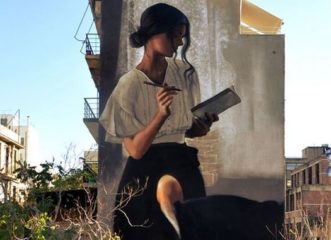 ποιος-είναι-ο-street-art-καλλιτέχνης-που-με-τα-έ