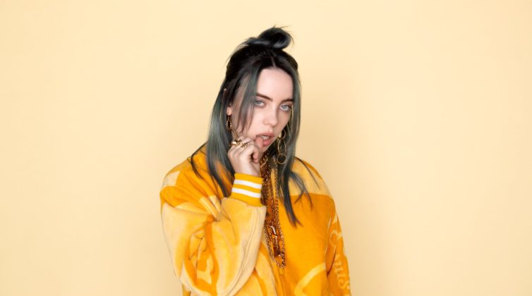 billie-eilish-%ce%b1%cf%85%cf%84%ce%ae-%ce%b8%ce%b1-%cf%84%cf%81%ce%b1%ce%b3%ce%bf%cf%85%ce%b4%ce%ae%cf%83%ce%b5%ce%b9-%cf%84%ce%bf-soundtrack-%cf%84%ce%bf%cf%85-%ce%bd%ce%ad%ce%bf%cf%85-james-bond0
