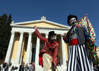 απόκριες-στην-αθήνα-όλη-η-πόλη-γιορτάζ