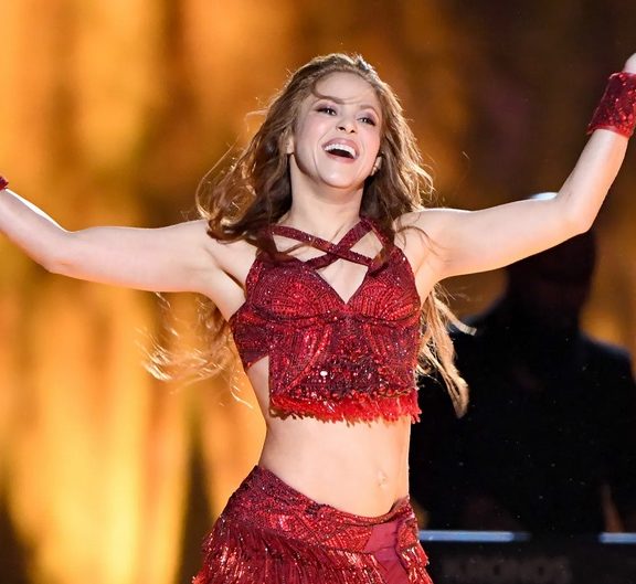 τα-δύο-μυστικά-της-shakira-για-τα-ανεπιτήδευτ