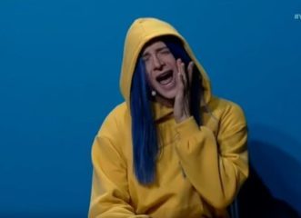 απίστευτο-η-billie-eilish-έστειλε-μήνυμα-στον-ηλί
