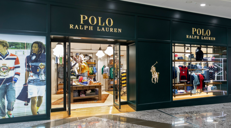 %ce%bf-ralph-lauren-%ce%b4%cf%89%cf%81%ce%af%ce%b6%ce%b5%ce%b9-10-%ce%b5%ce%ba%ce%b1%cf%84%ce%bf%ce%bc%ce%bc%cf%8d%cf%81%ce%b9%ce%b1-%ce%b4%ce%bf%ce%bb%ce%ac%cf%81%ce%b9%ce%b1-%ce%b3%ce%b9%ce%b10