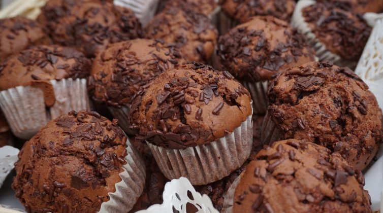 Σοκολατένια muffins με μπανάνα και ρεβύθια! Η συνταγή που θα σε εκπλήξει ευχάριστα!