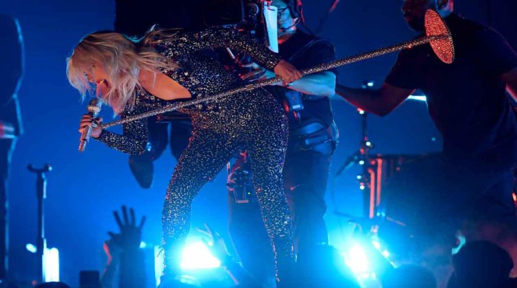 one-world-lady-gaga-celine-dion-jennifer-lopez-%ce%ba%ce%b1%ce%b9-%ce%ac%ce%bb%ce%bb%ce%bf%ce%b9-70-stars-%cf%83%cf%84%ce%b7-%ce%bc%ce%b5%ce%b3%ce%b1%ce%bb%cf%8d%cf%84%ce%b5%cf%81%ce%b7-%ce%b40