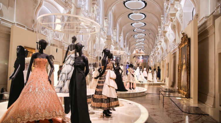 %ce%b7-%ce%ad%ce%ba%ce%b8%ce%b5%cf%83%ce%b7-%cf%84%ce%bf%cf%85-christian-dior-%cf%80%ce%bf%cf%85-%ce%ad%ce%ba%ce%b1%ce%bd%ce%b5-%cf%81%ce%b5%ce%ba%cf%8c%cf%81-%ce%b5%cf%80%ce%b9%cf%83%ce%ba%ce%ad0