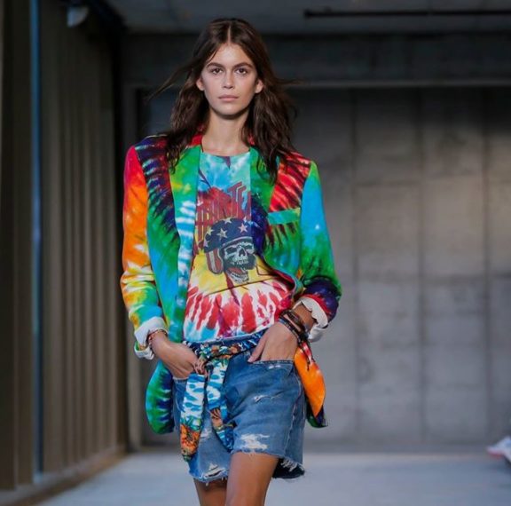 το-tie-dye-ήρθε-για-να-μείνει-πώς-θα-φτιάξει