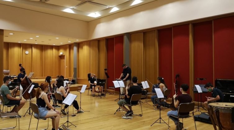 underground-youth-orchestra-%ce%ad%ce%bd%ce%b1-%cf%83%cf%8d%ce%bd%ce%bf%ce%bb%ce%bf-%cf%80%ce%b1%ce%b9%ce%b4%ce%b9%cf%8e%ce%bd-%ce%b1%ce%bd%ce%bf%ce%af%ce%b3%ce%b5%ce%b9-%cf%84%ce%b70