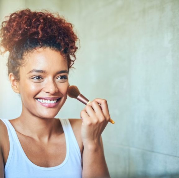 τα-καλύτερα-bronzers-για-ηλιοκαμένο-look-πώς-θα