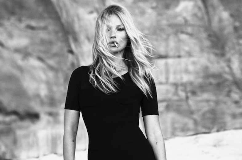 %ce%b7-kate-moss-%cf%80%ce%bf%ce%b6%ce%ac%cf%81%ce%b5%ce%b9-%ce%bc%ce%b5-%ce%b1%cf%80%ce%bf%ce%ba%ce%b1%ce%bb%cf%85%cf%80%cf%84%ce%b9%ce%ba%cf%8c-%cf%86%cf%8c%cf%81%ce%b5%ce%bc%ce%b1-%cf%840