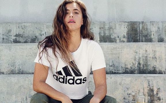 τα-αγαπημένα-superstar-της-adidas-μεταμορφώθηκαν