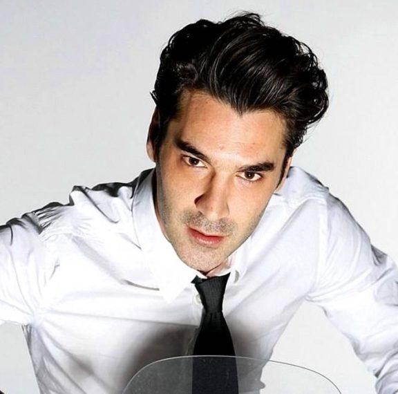 ο-παπακαλιάτης-επιστρέφει-στην-τηλεό
