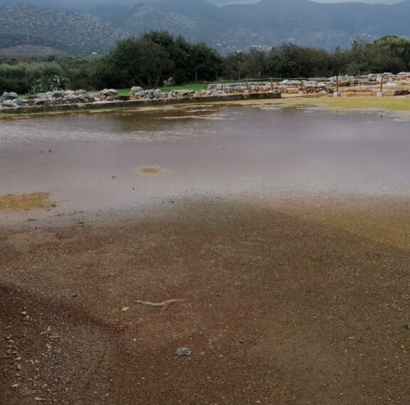 πλημμύρισε-ο-αρχαιολογικός-χώρος-στα