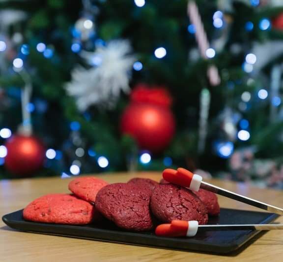 υπέροχα-red-velvet-soft-cookies-από-τον-αντώνη-φώσκολο