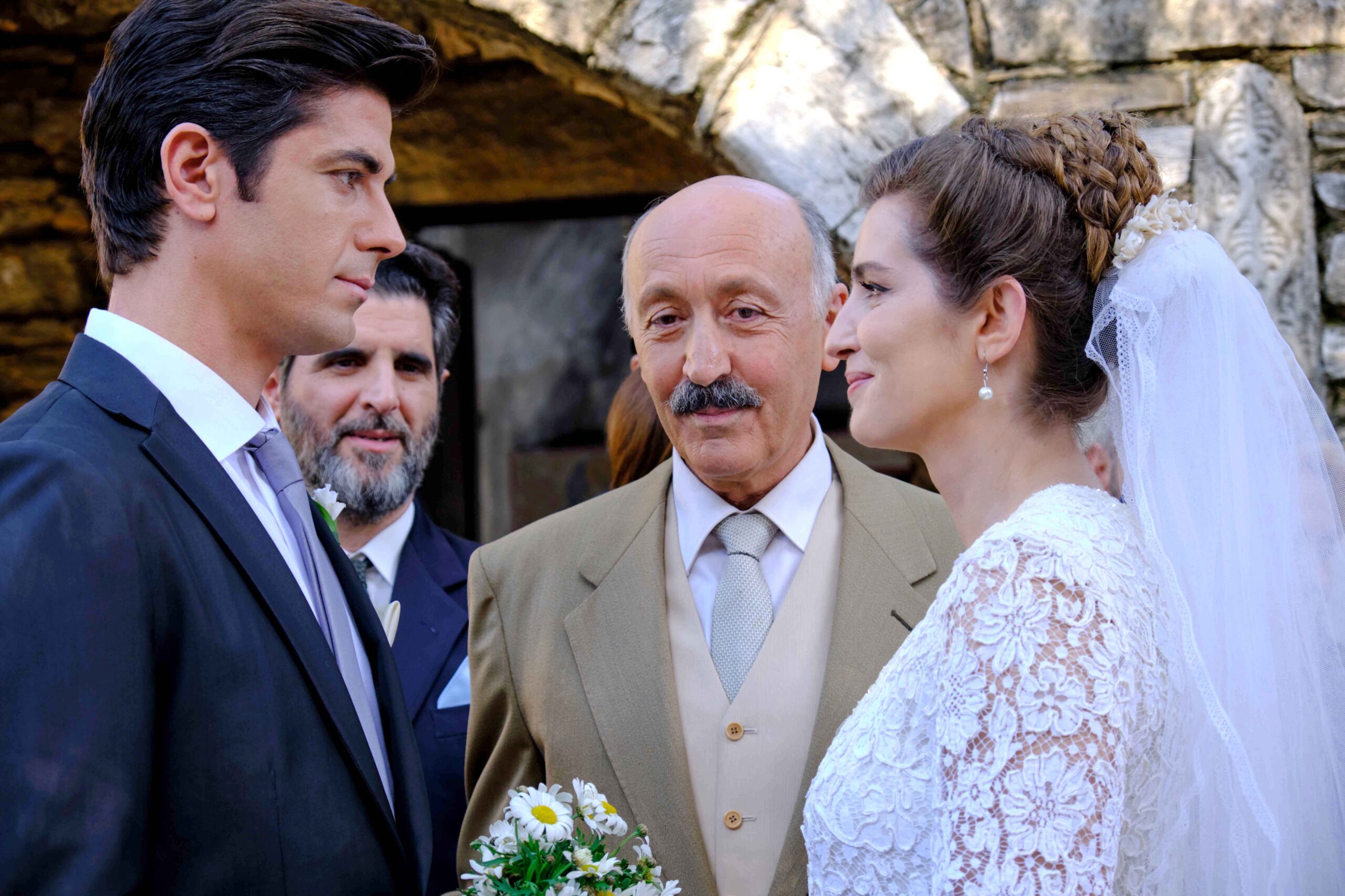 %ce%ac%ce%b3%cf%81%ce%b9%ce%b5%cf%82-%ce%bc%ce%ad%ce%bb%ce%b9%cf%83%cf%83%ce%b5%cf%82-%ce%b7-%cf%83%cf%84%ce%b9%ce%b3%ce%bc%ce%ae-%cf%80%ce%bf%cf%85-%cf%8c%ce%bb%ce%bf%ce%b9-%cf%80%ce%b5%cf%81%ce%b92