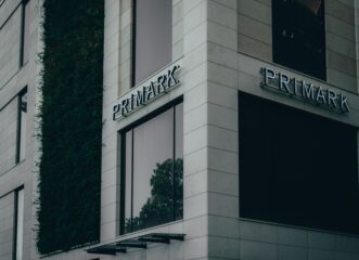 έρχεται-στην-ελλάδα-η-βρετανική-primark
