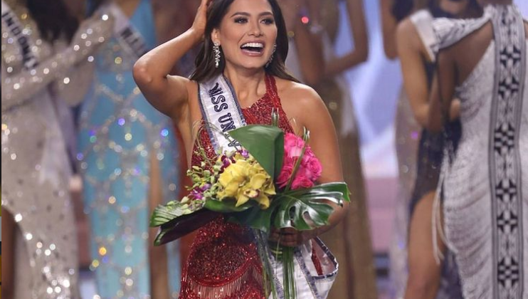 miss-universe-2021-%ce%b1%cf%80%cf%8c-%cf%84%ce%bf-%ce%bc%ce%b5%ce%be%ce%b9%ce%ba%cf%8c-%ce%b7-%cf%80%ce%b9%ce%bf-%cf%89%cf%81%ce%b1%ce%af%ce%b1-%ce%b3%cf%85%ce%bd%ce%b1%ce%af%ce%ba%ce%b1-%cf%840