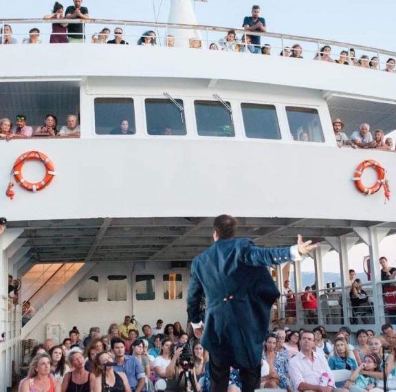 μία-διαφορετική-κρουαζιέρα-σε-ferry-boat-ανοι
