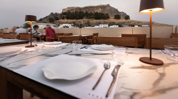 AKREΣ fine local cuisine: Το νέο εστιατόριο στη Ρόδο που υπόσχεται μια συναρπαστική εμπειρία γεύσεων