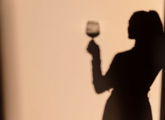 η-σκοτεινή-ιστορία-της-μαύρης-xήρας