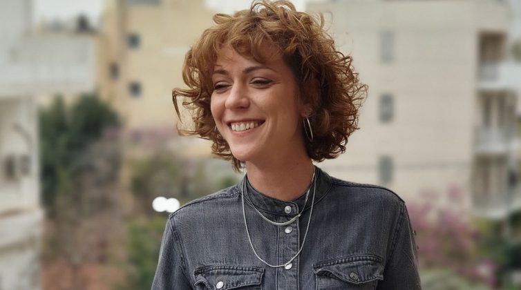 Ήρα Κατσούδα: "Είναι άτοπο να λες ότι οι γυναίκες δεν έχουν χιούμορ"