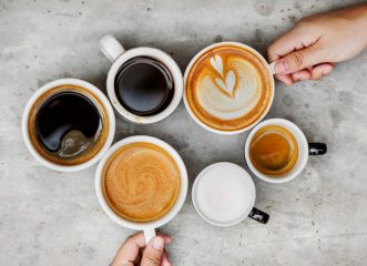 Ο στιγμιαίος καφές πειράζει το στομάχι - Μύθος ή αλήθεια;