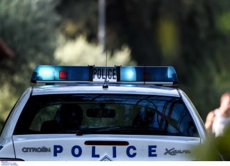 μαχαίρωσε-τη-γυναίκα-μπροστά-στα-μάτ